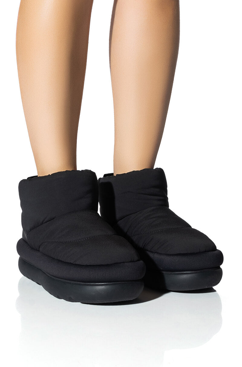 UGG CLASSIC MAXI MINI