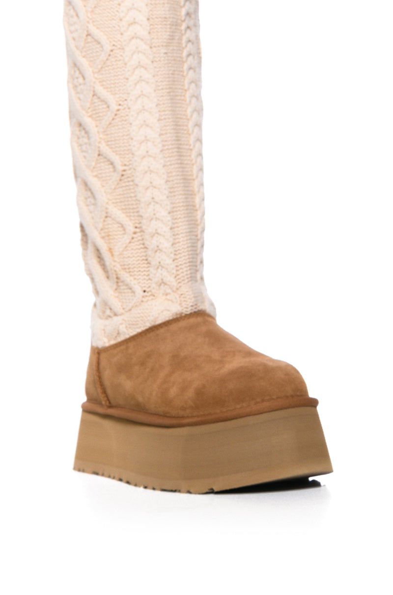UGG CHESTNUT W CLASSIC SWEATER LETTER