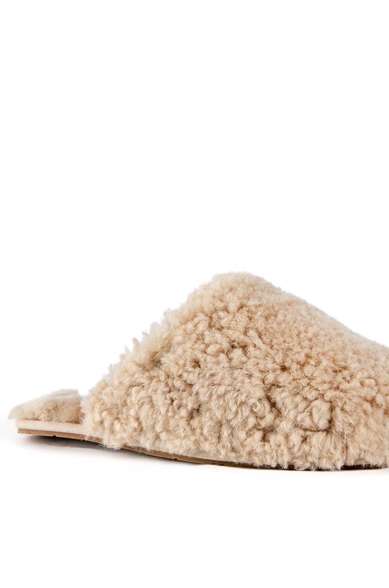 UGG MAXI CURLY SLIDE