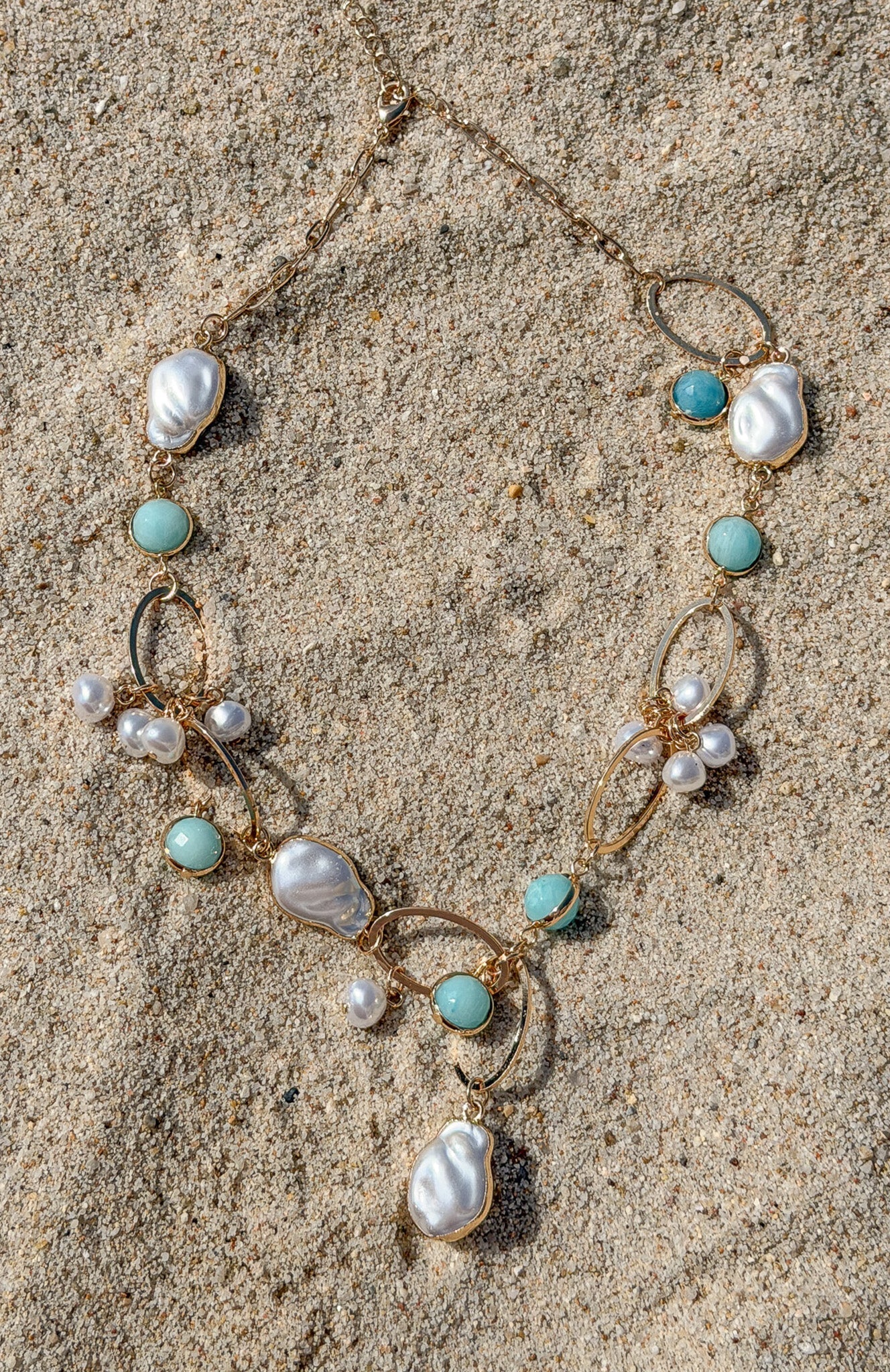 Borna Necklace Gold