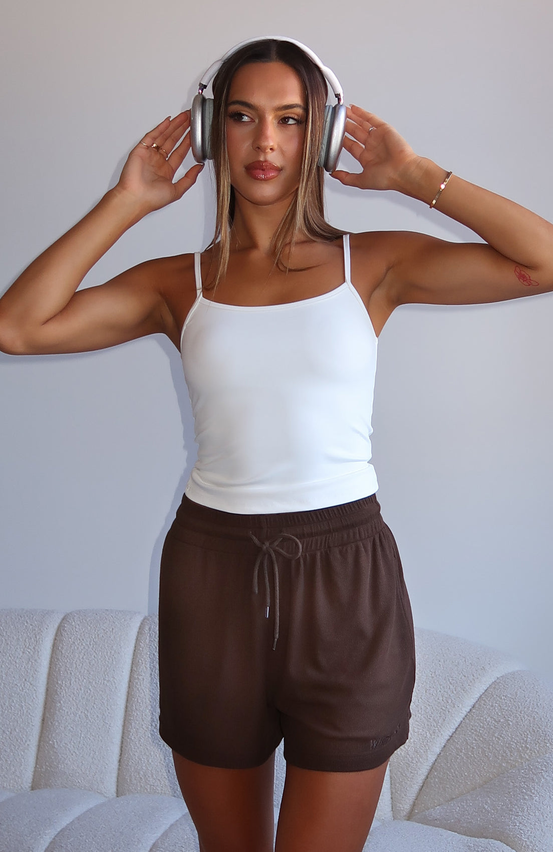 Come A Long Way Soft Lounge Ribbed Shorts Chocolate