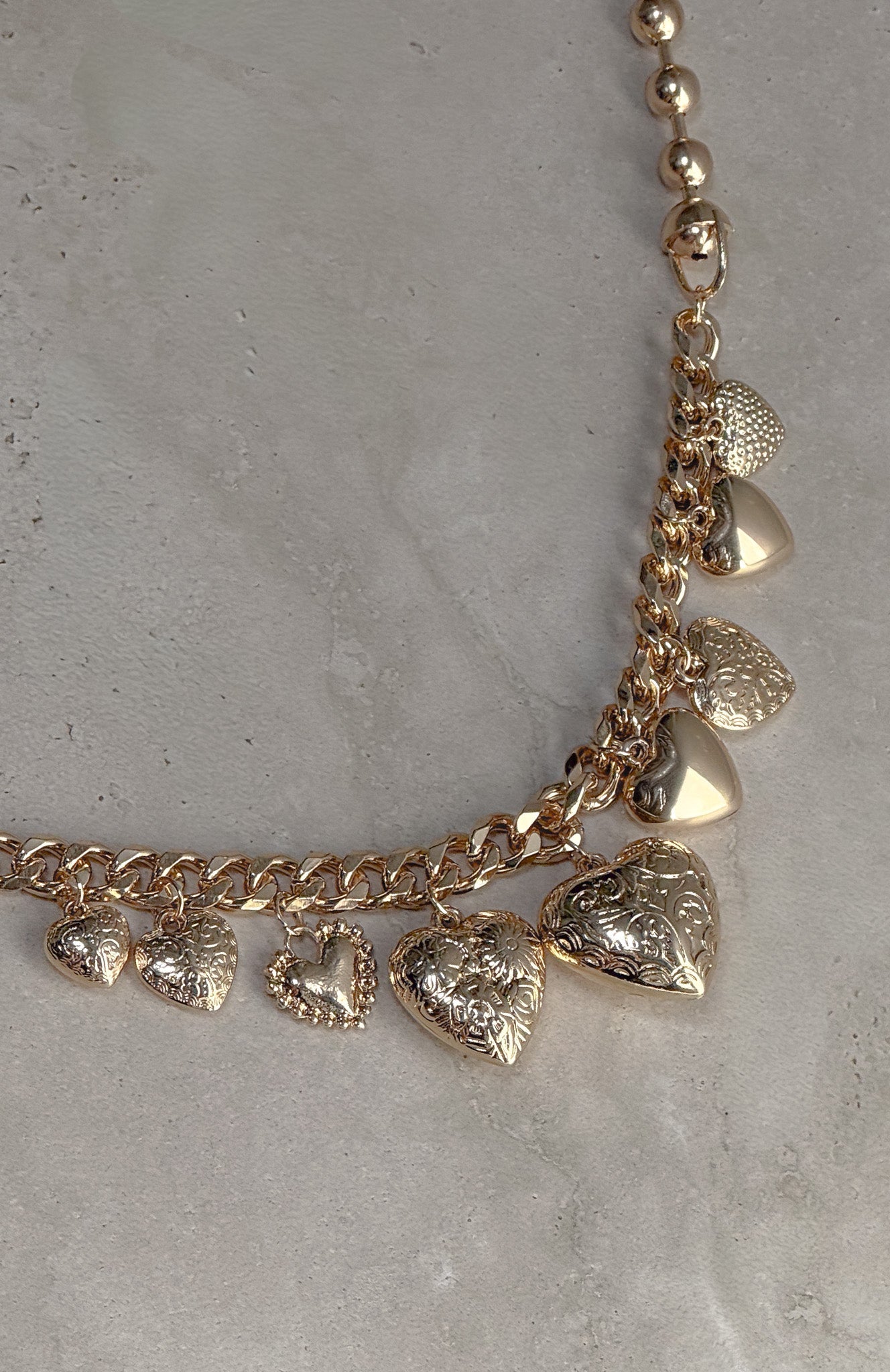 Finnegan Necklace Gold