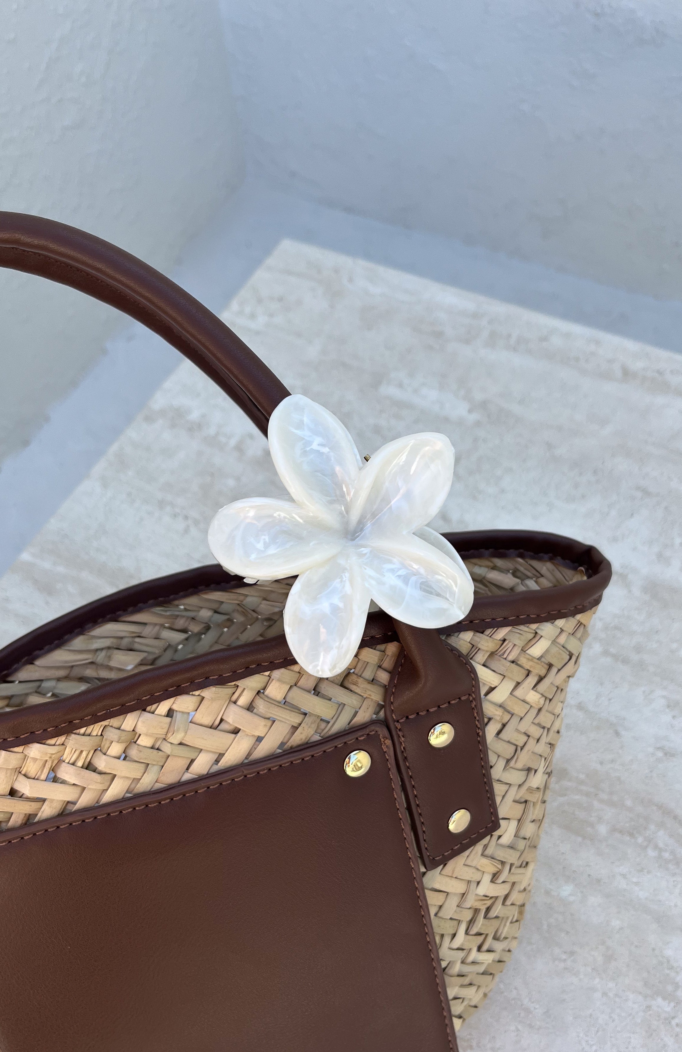 Floral Charm Hair Clip White Marble