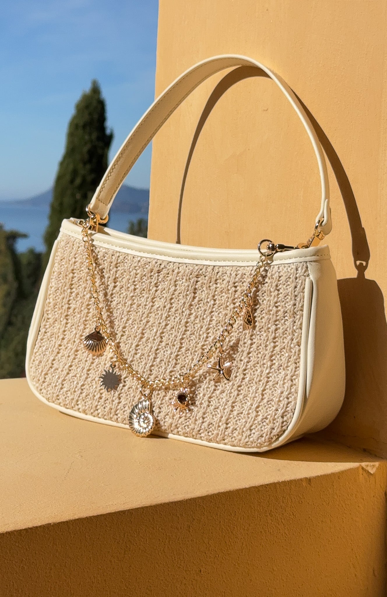 Grady Shoulder Bag Cream