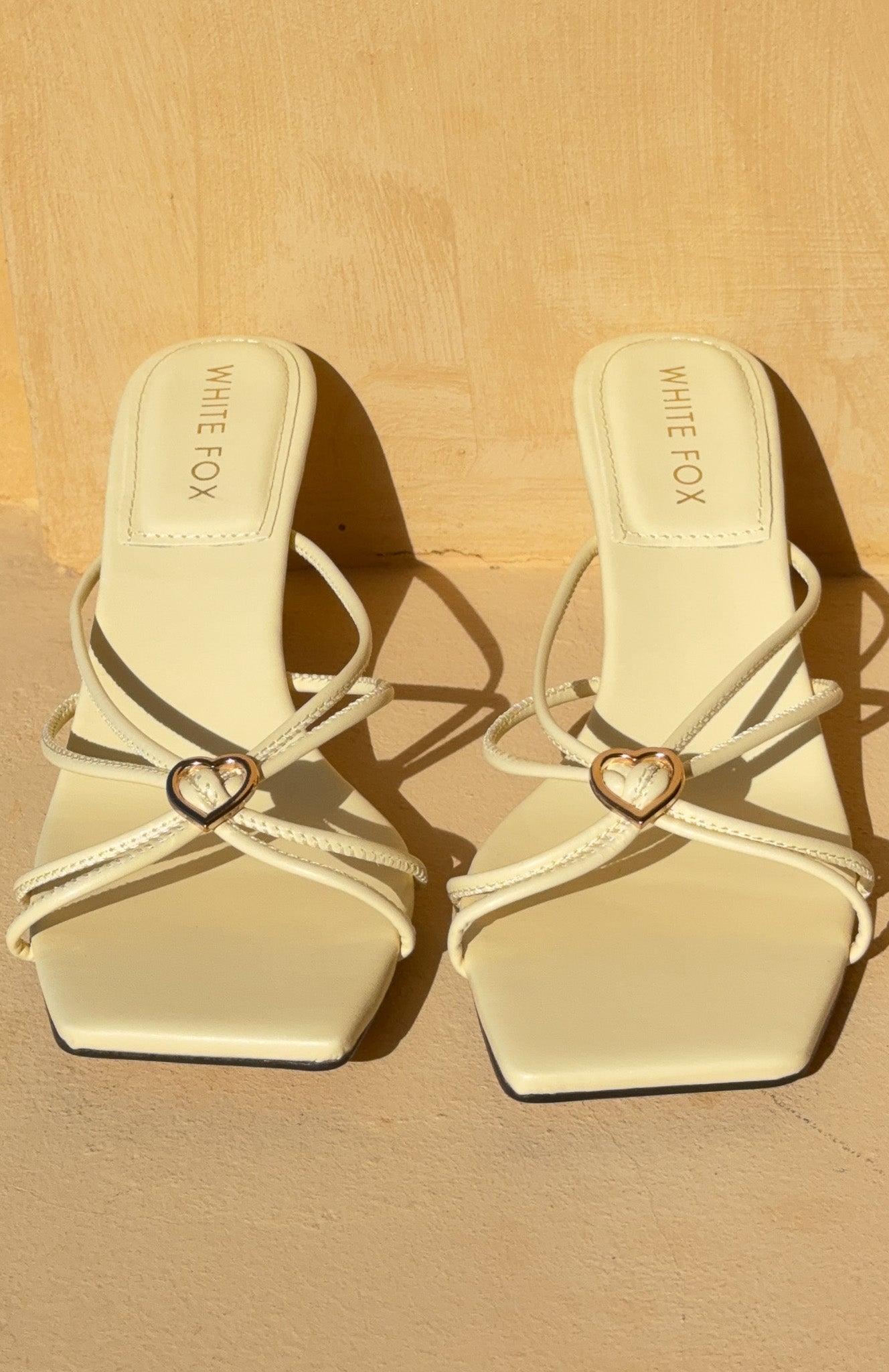 Leander Mules Butter