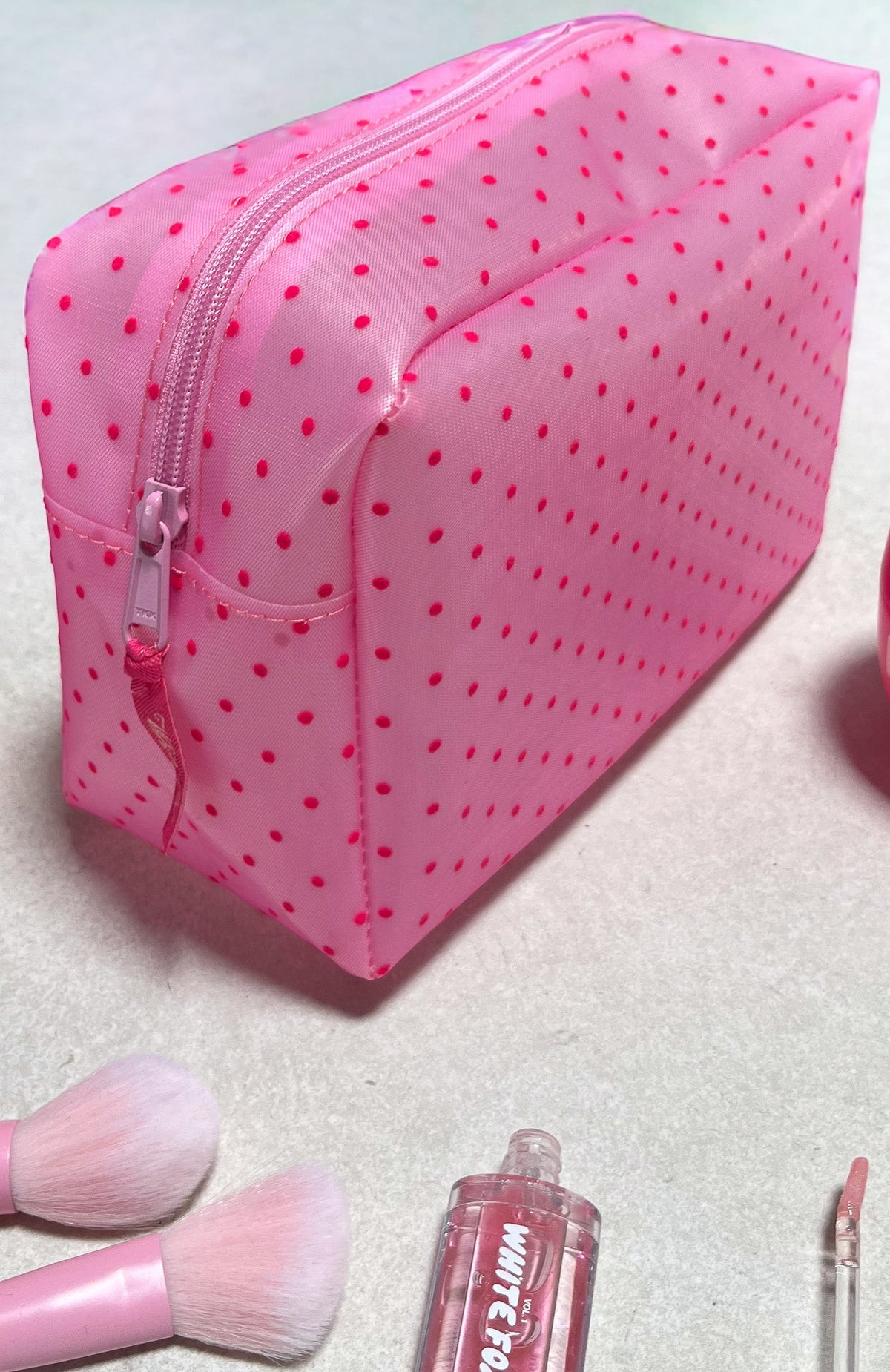 Nora Case Pink Polka Dots