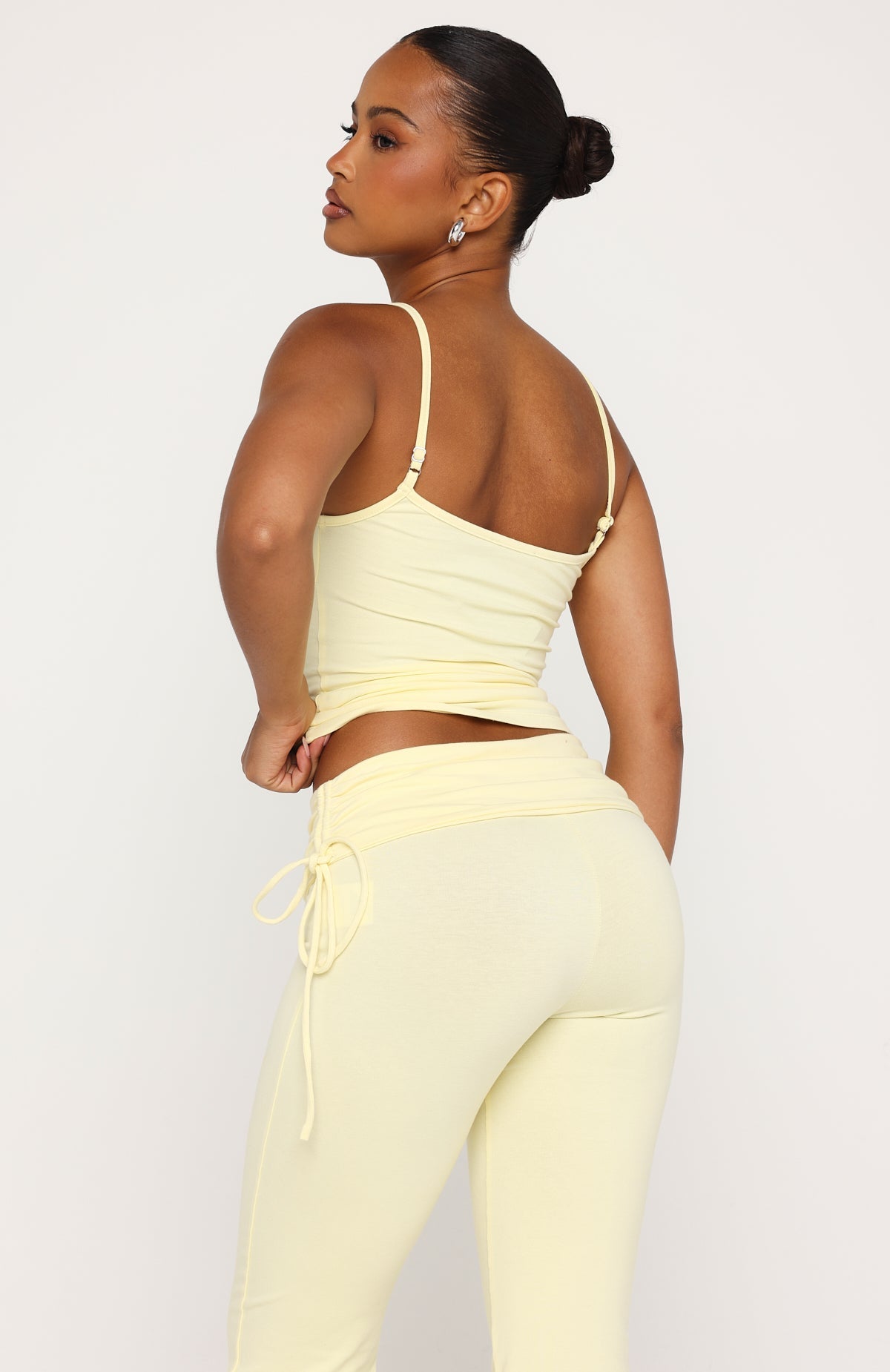 Pretty Vibes Singlet Lemon