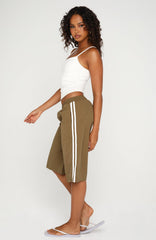 Still Yours Relaxed Shorts Military Green