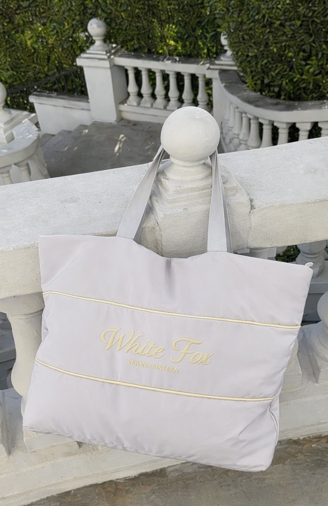 Verano Sixteen Magnolia Shoulder Bag Grey/Lemon