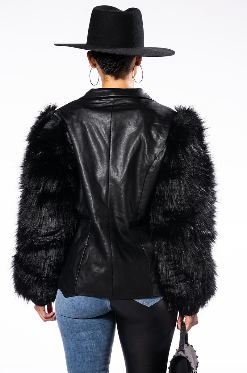 WILLOW FUR ARM PU BLAZER