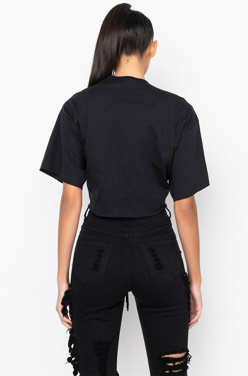 WORLD TOUR TIE FRONT CROPPED GRAPHIC T SHIRT