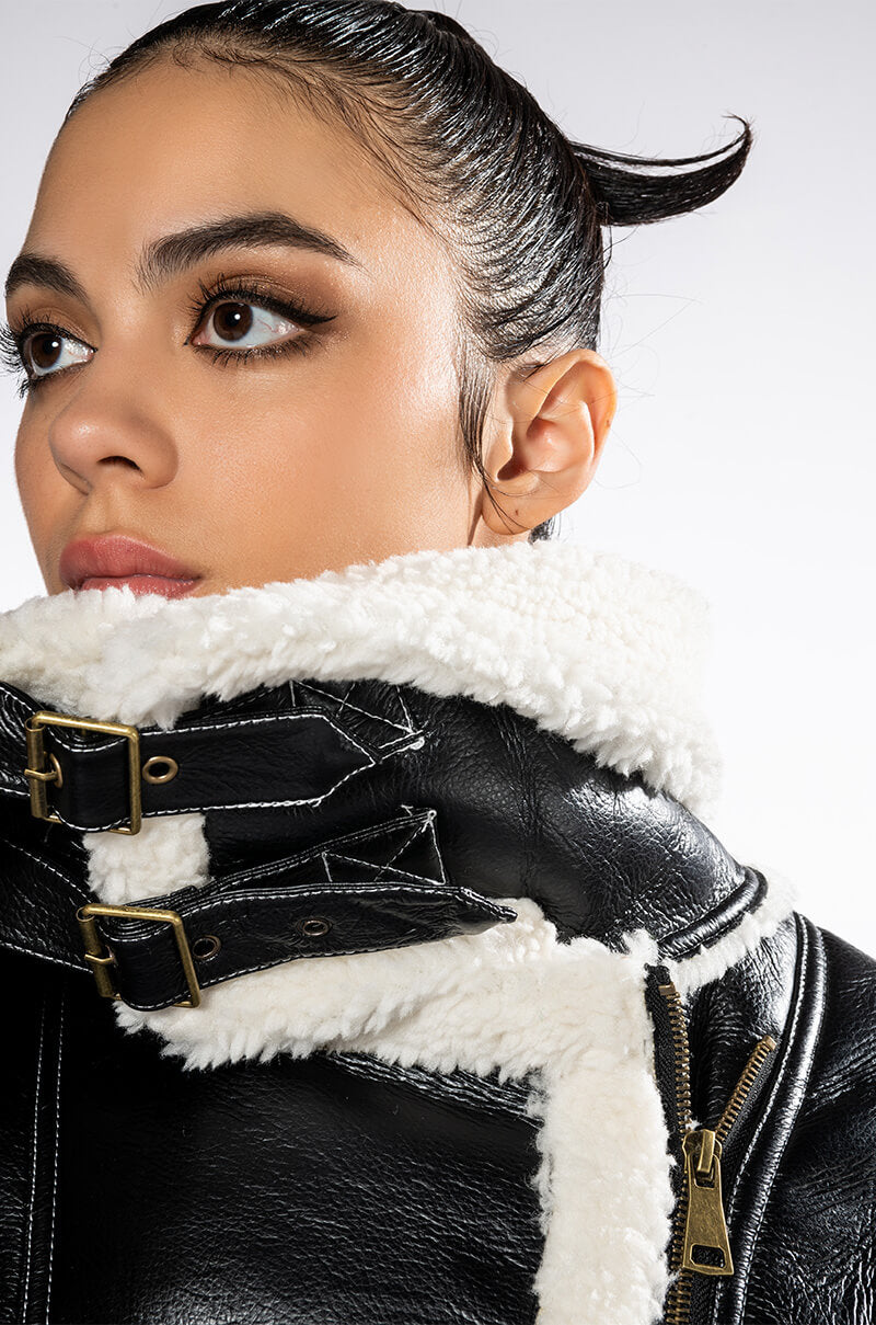 SHERPA LEXII OVERSIZED MOTO