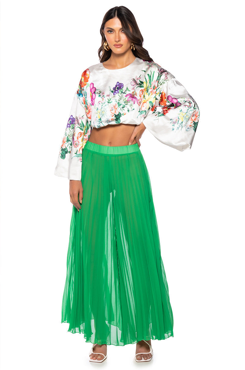 YOUR ULTIMATE PLEATED PALAZZO PANT IN GREEN