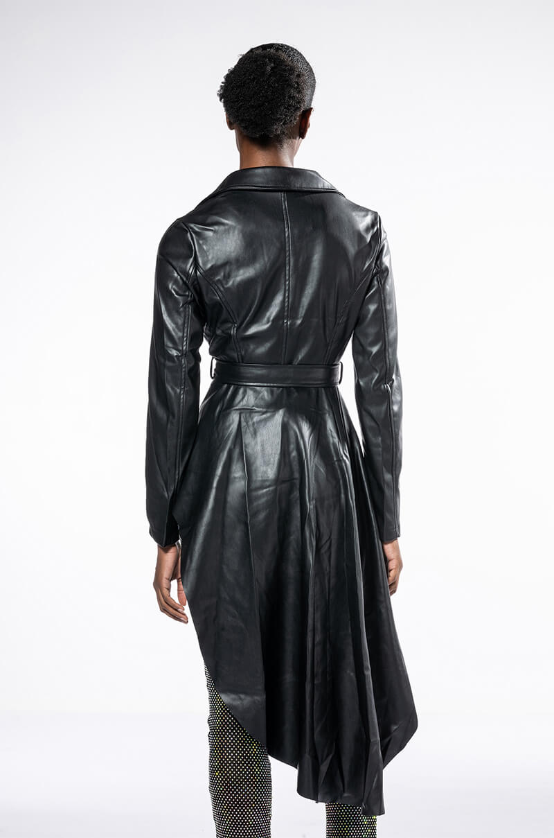 ZENDAYA PLEATHER HI LO TRENCH JACKET
